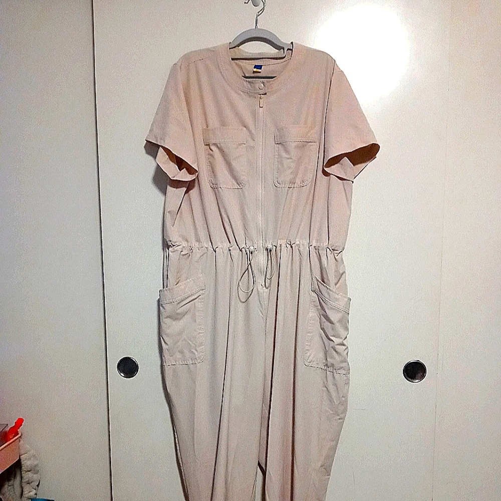 Old navy active wear dry fast khaki jumpsuit